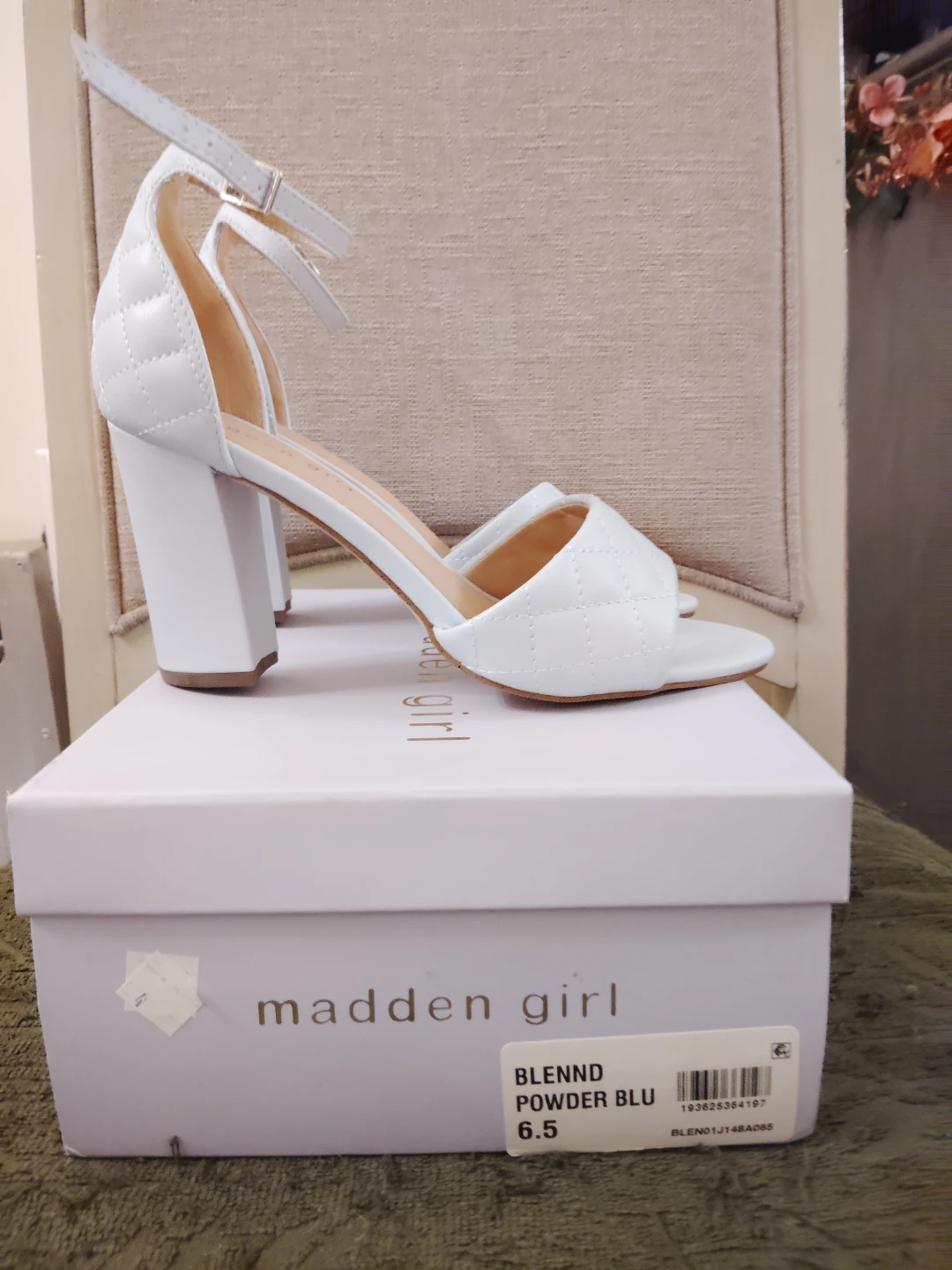 Madden Girl Women's BLENND Heeled Sandals Size 6.5 White - photo 2
