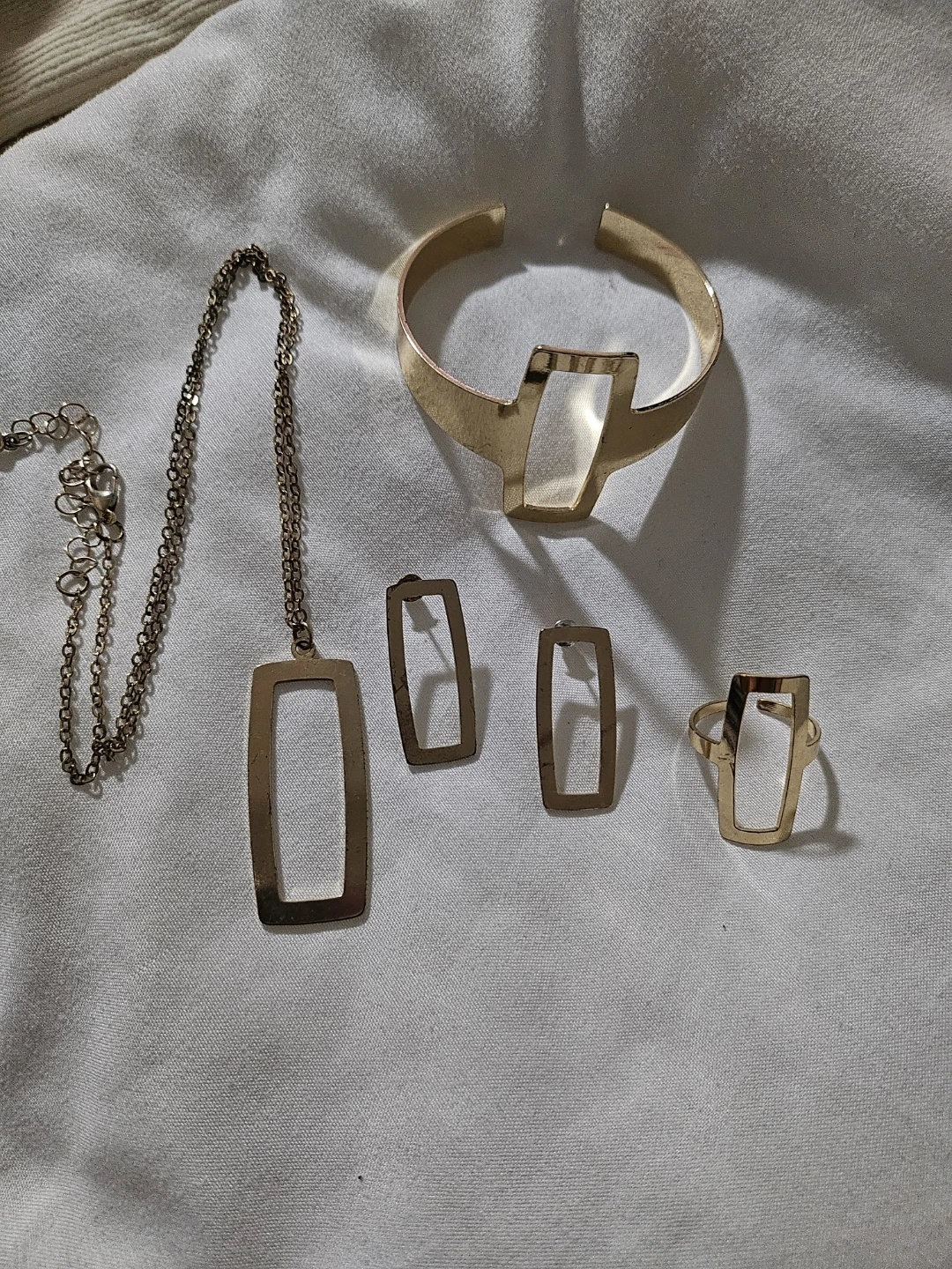 Gold Tone Geometric Jewelry Set (Copper Material) - photo 3