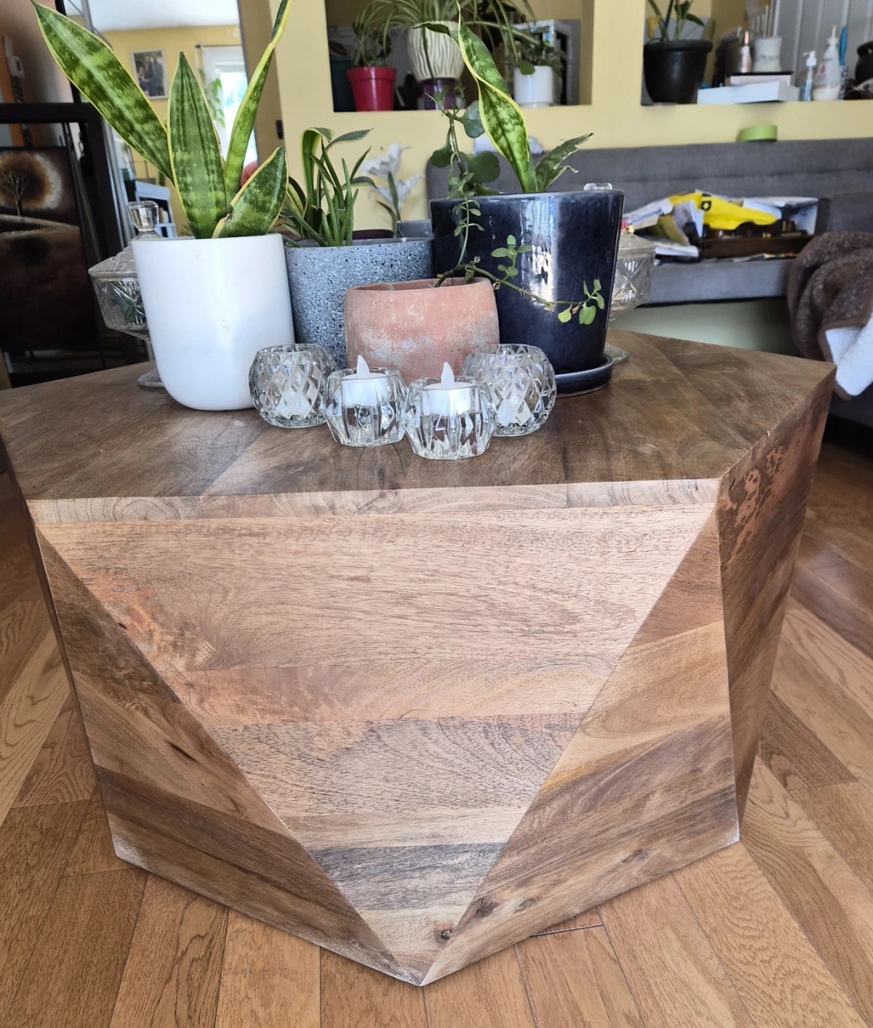 Wood Geometric Coffee Table - photo 3