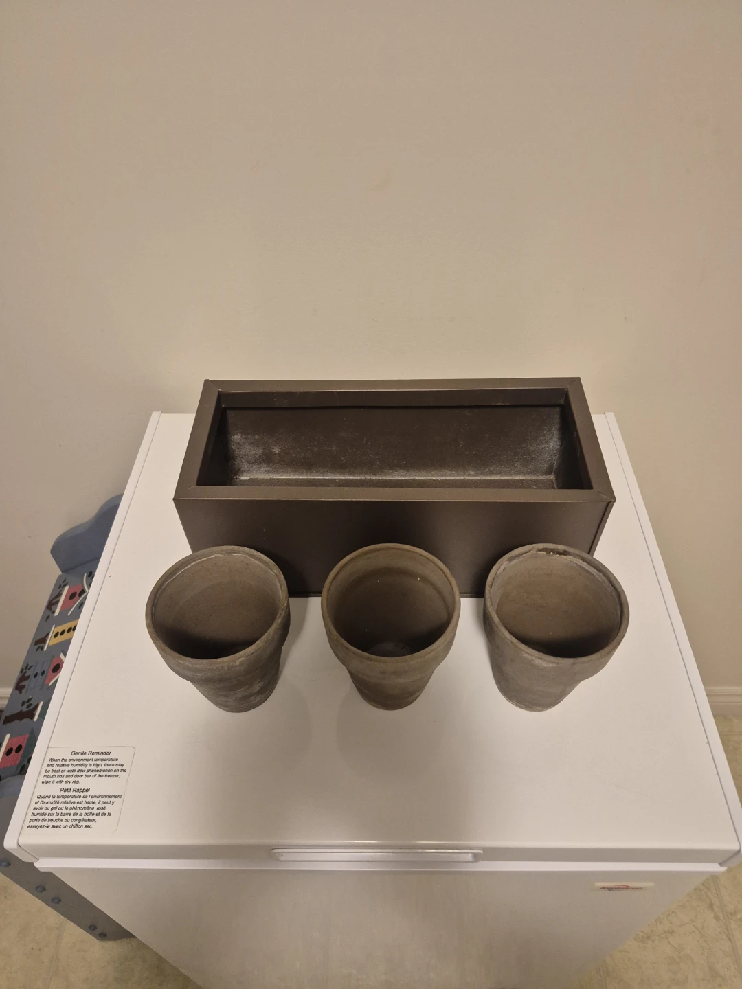Set of 3 Terracotta Pots & Rectangular Plant Box - photo 3