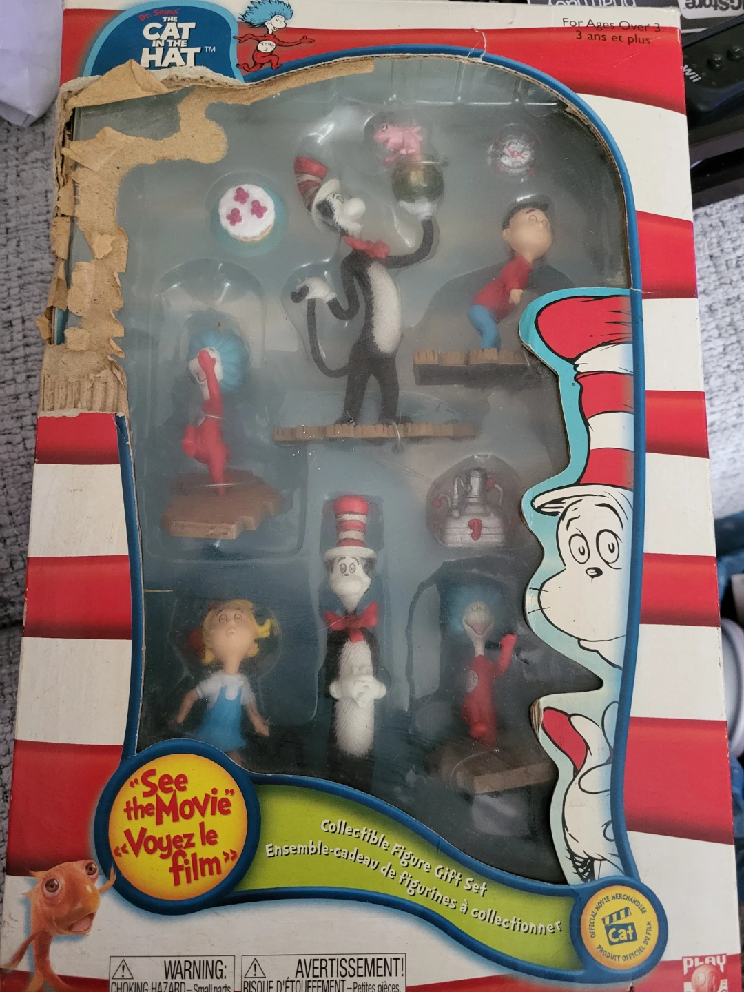 The Cat in the Hat Collectible Figure Gift Set