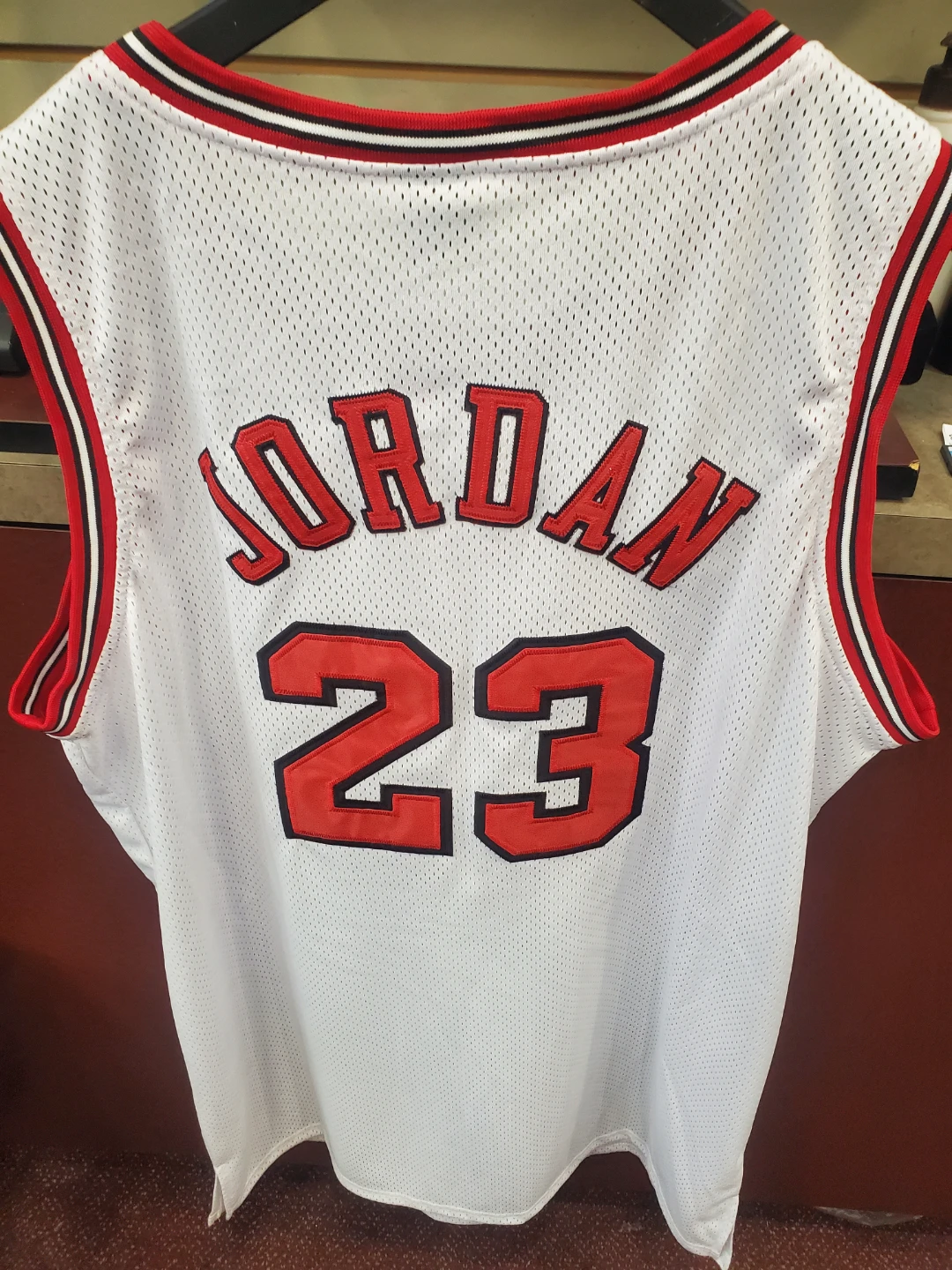 Nike Michael Jordan Chicago Bulls #23 Jersey - photo 2