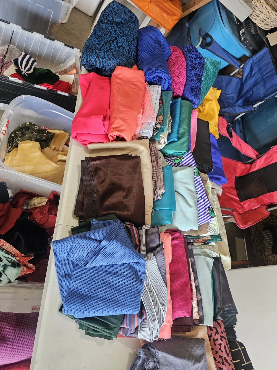 GARAGE SALE - photo 2