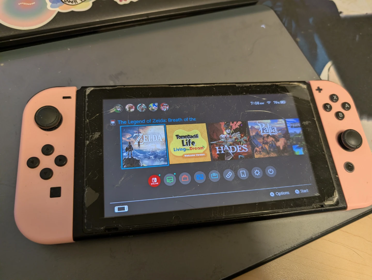 Nintendo Switch - Pink Joy-Cons - 2017 - photo 3