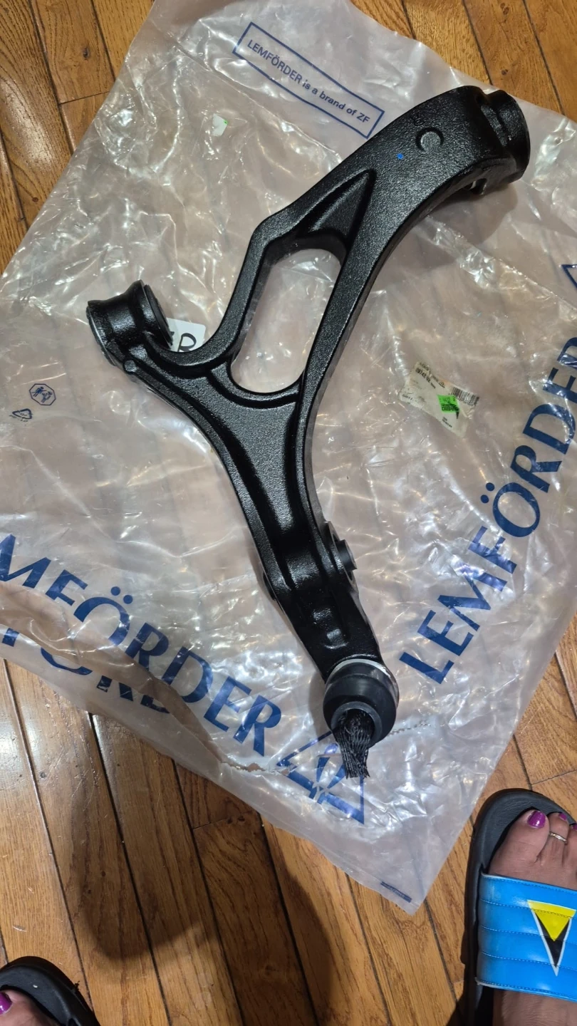 Porsche cayenne turbo right control arm brand new - photo 2