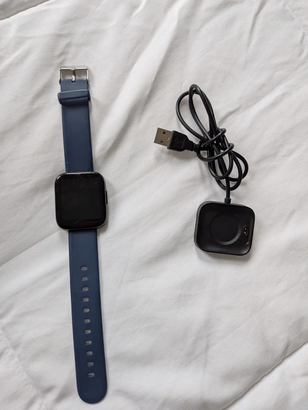 MT Smartwatch with Charger