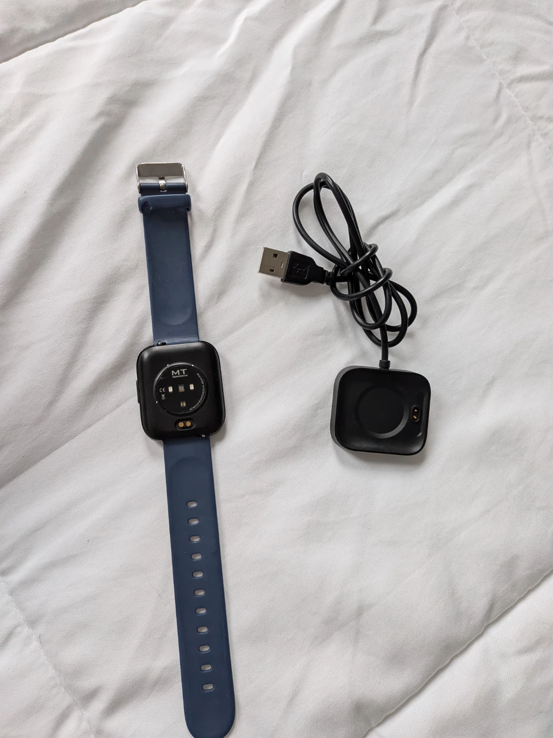 MT Smartwatch with Charger - photo 3