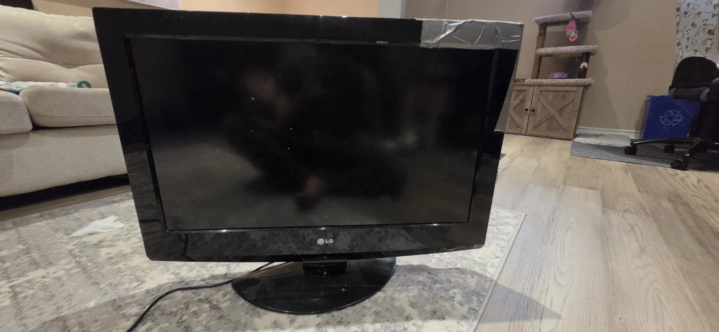 LG 32" LCD TV