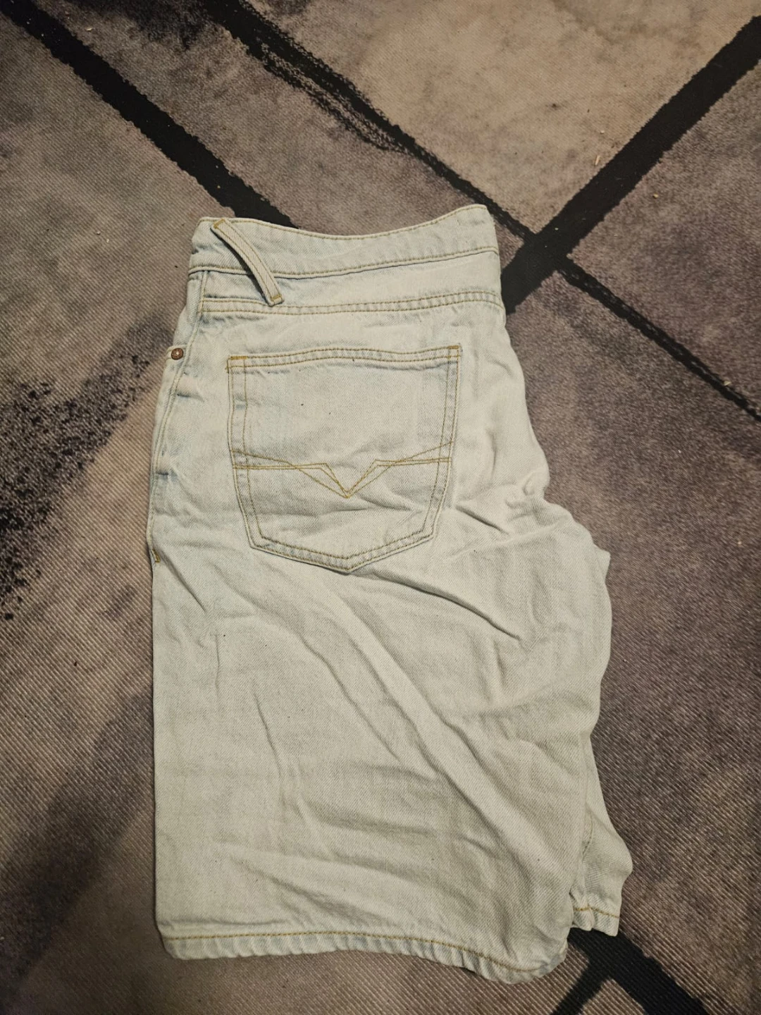 Guess Light Wash Denim Shorts - photo 4