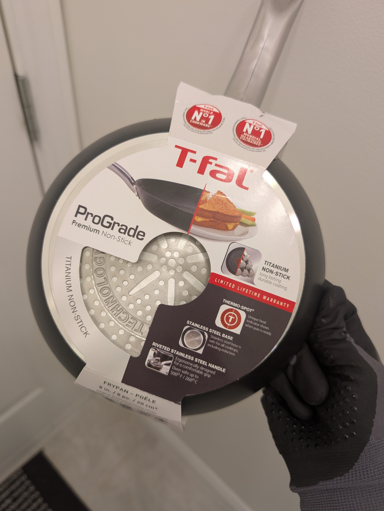T-fal ProGrade 8-inch Non-Stick Frypan - photo 2