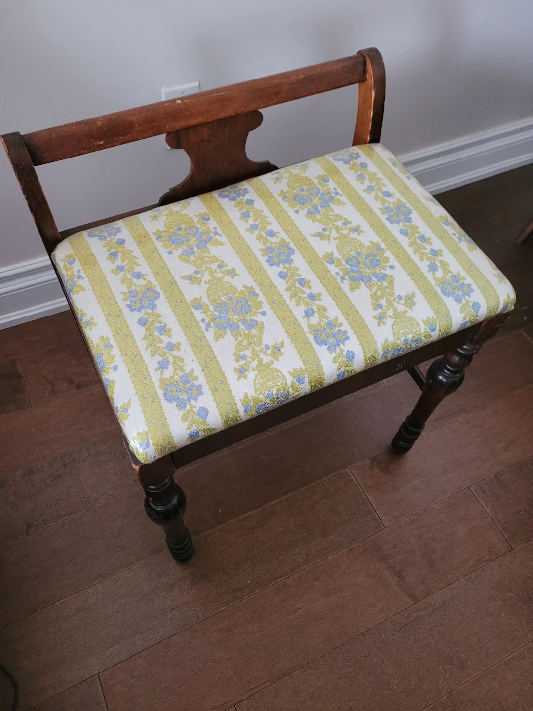 Vintage Piano or Vanity Bench - photo 3