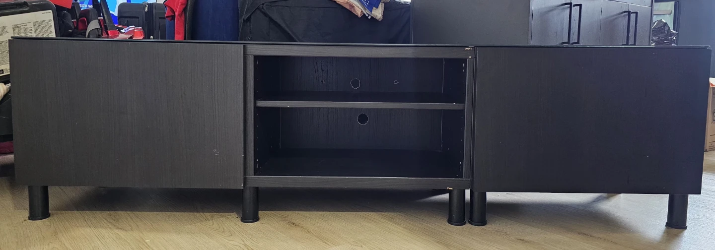 Black media console