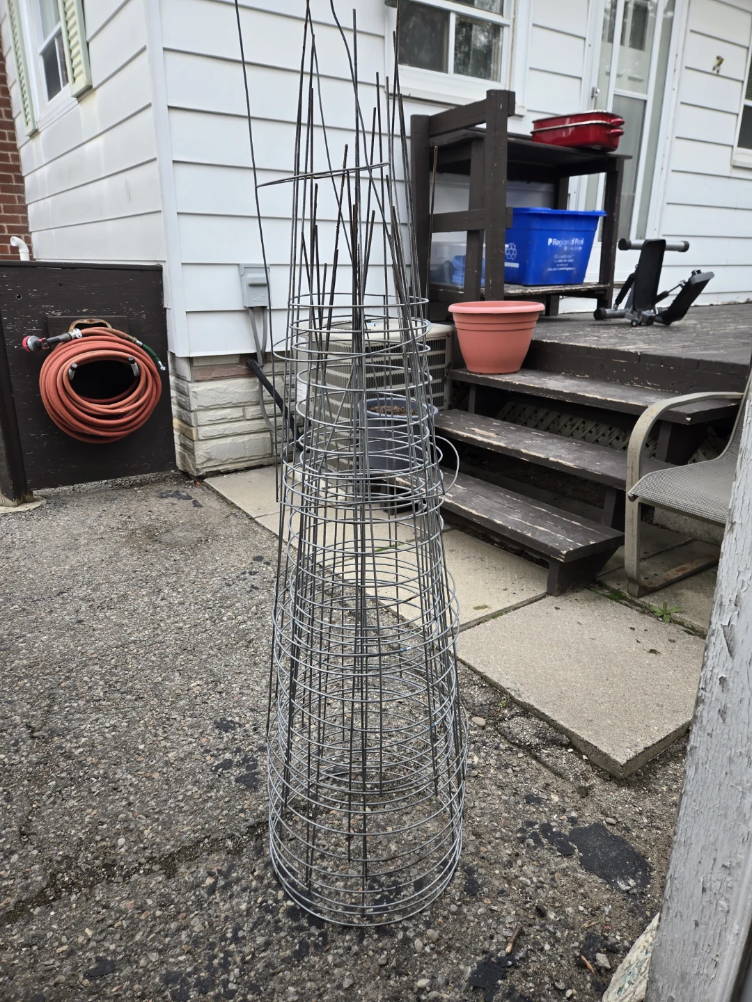Tomato Cages  15+