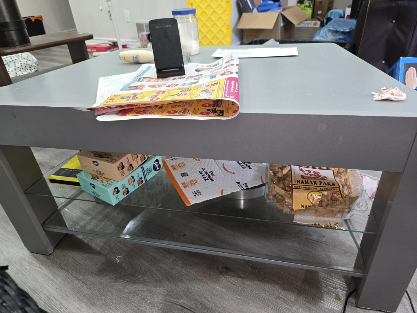 Grey coffee table with glass shelf - photo 3