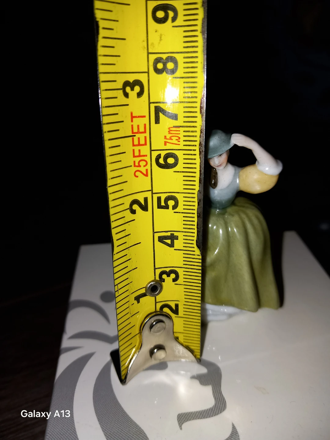 Royal Doulton Buttercup Miniature Lady Figurine - photo 4