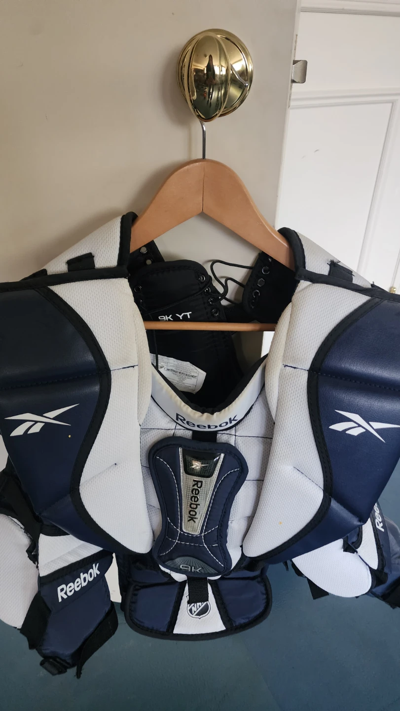 Reebok Hockey Chest Protector - photo 2