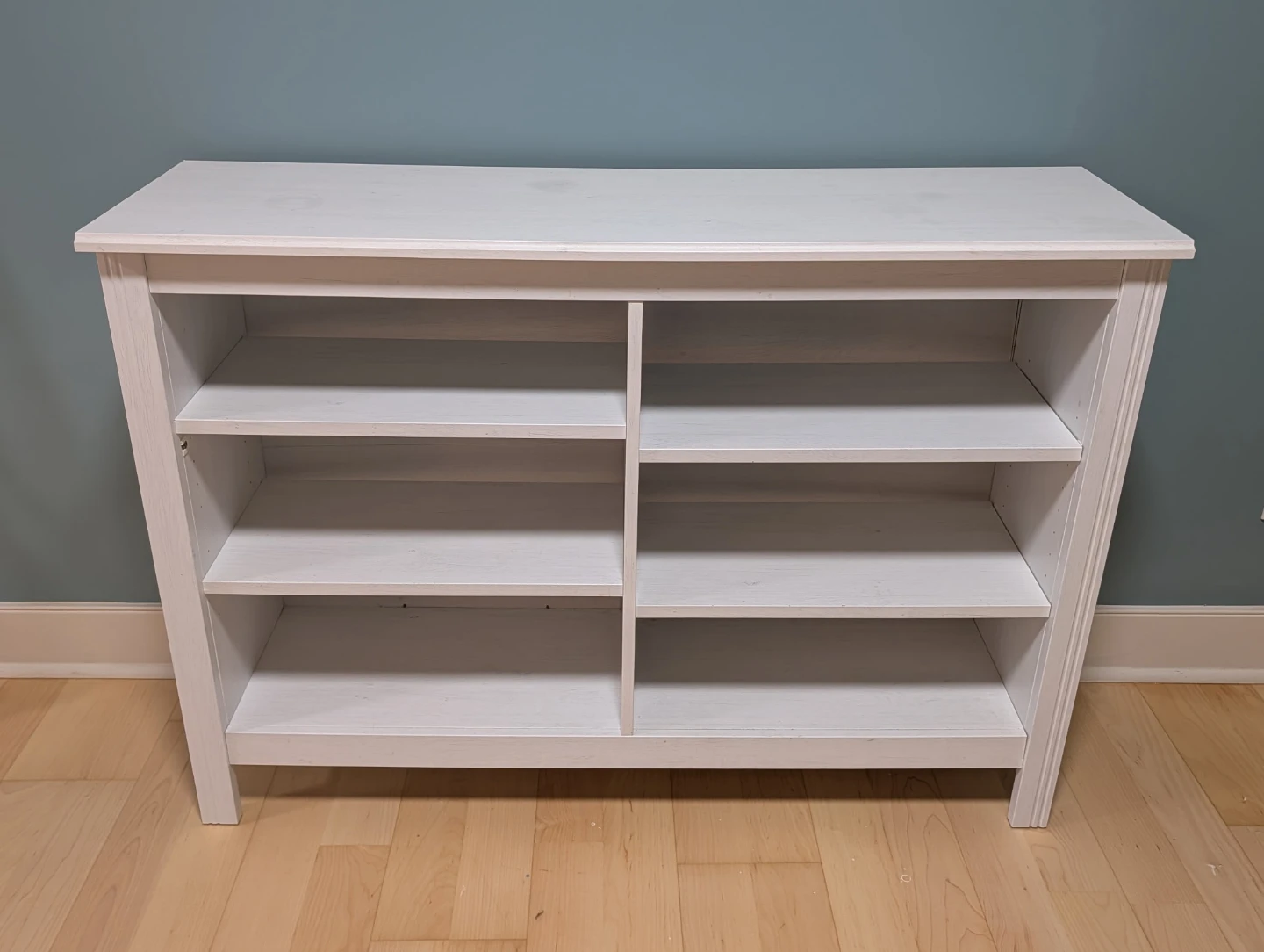 White 6-Shelf Bookshelf