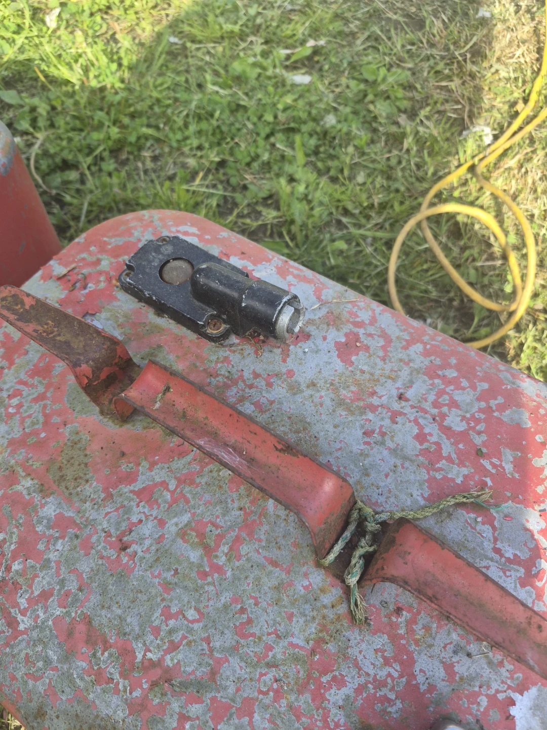 Mercury Marine Red Gas Cans (2) - photo 3
