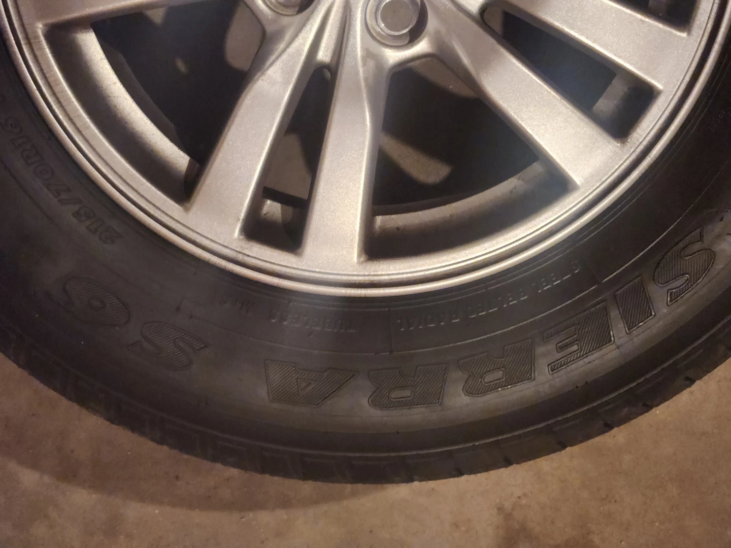 Solo Sierra 215/70R16 100T Tire - photo 2
