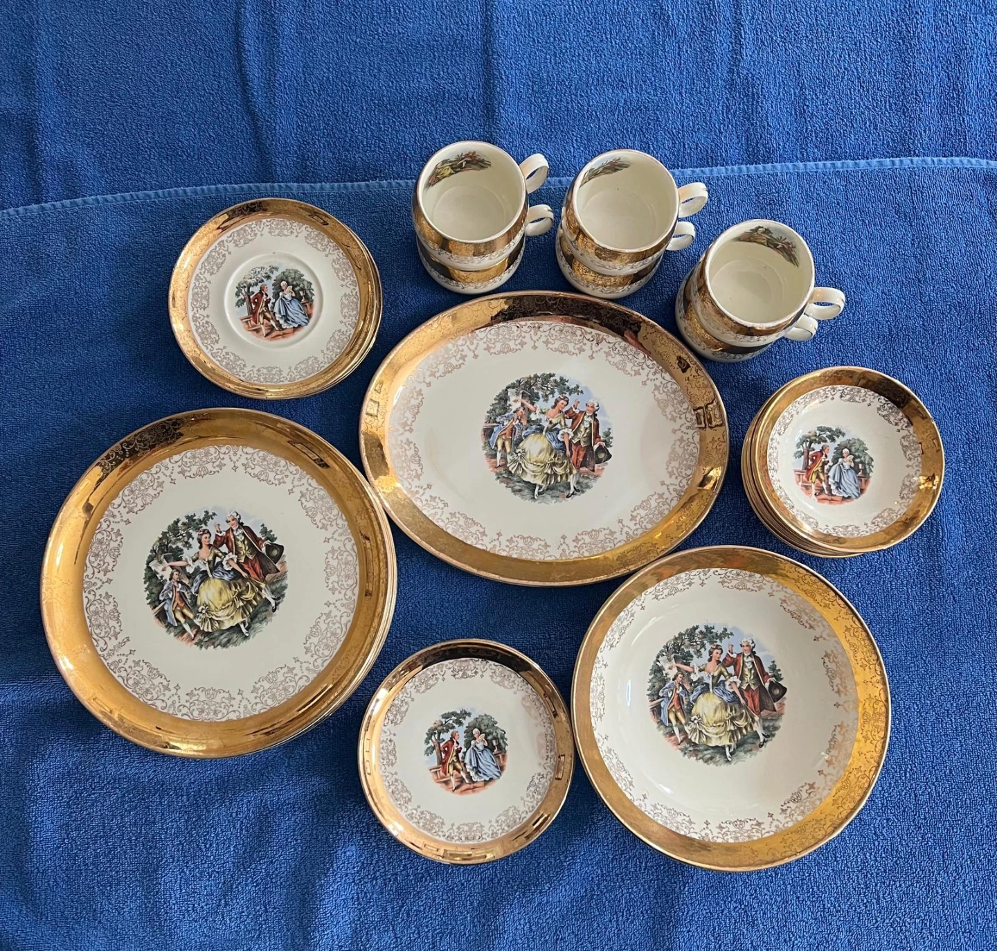 Crest-O-Gold Sabin 22K Gold Trimmed Set