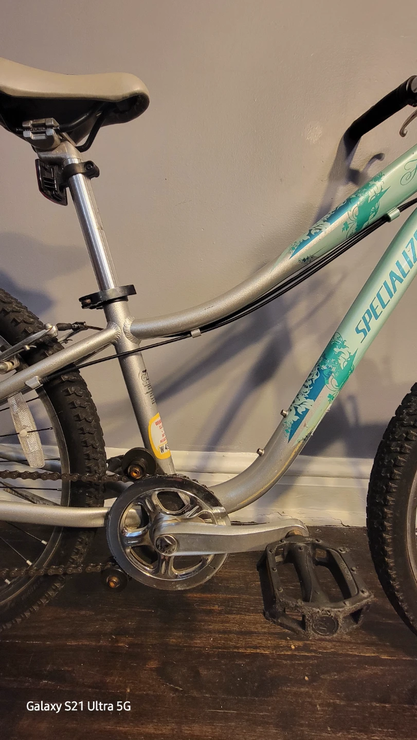 Specialized Hotrock Mountain Bike - photo 5