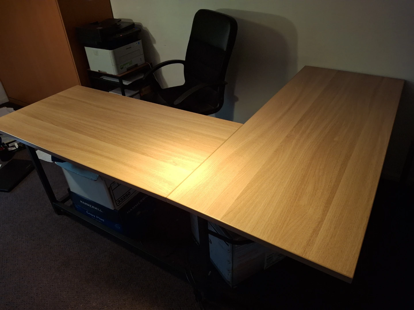 L-Shaped Wooden Desk - photo 2