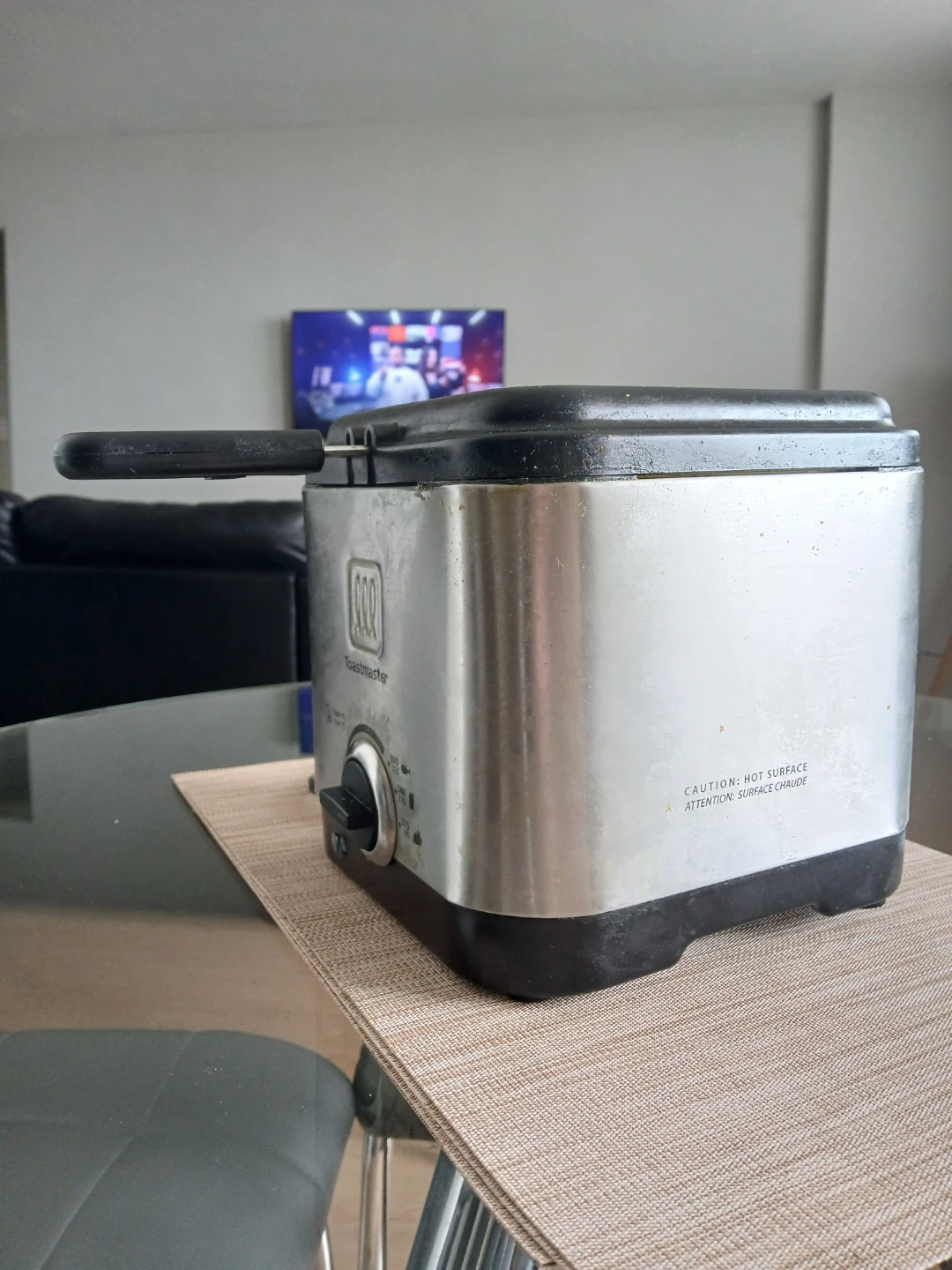 Kitchen Appliances Bundle – Microwave + Deep Fryer - photo 3
