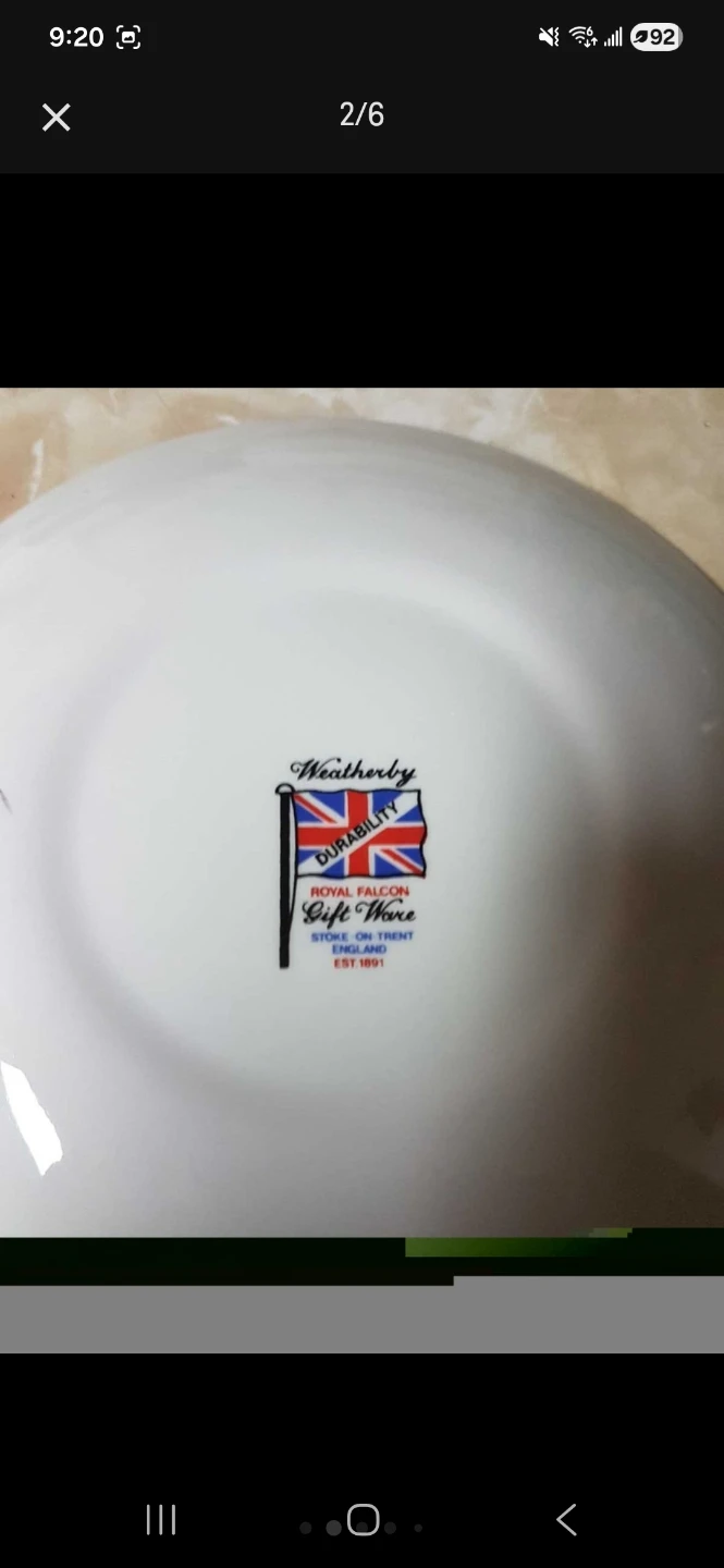 New Wetherby Decorative Platter and Four plates - photo 2