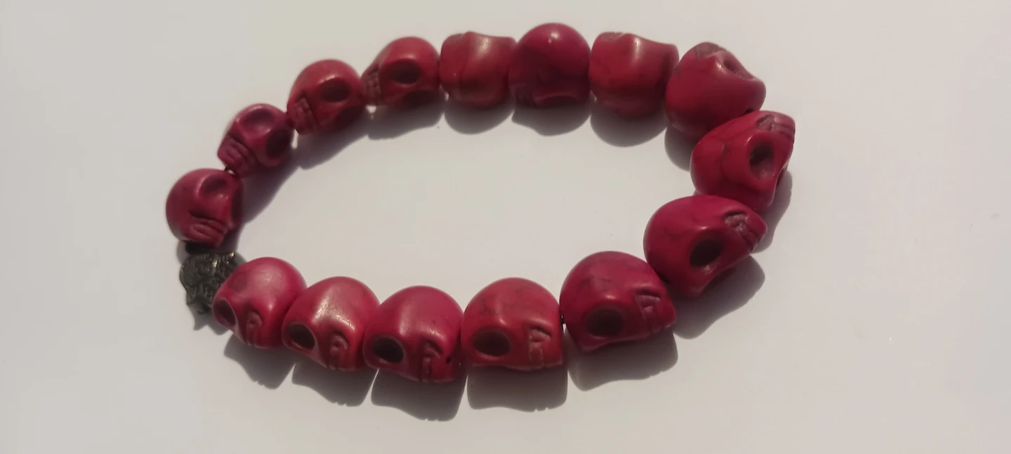 Red  Stone Skull Beaded Bracelet with Hamsa Charm - photo 4