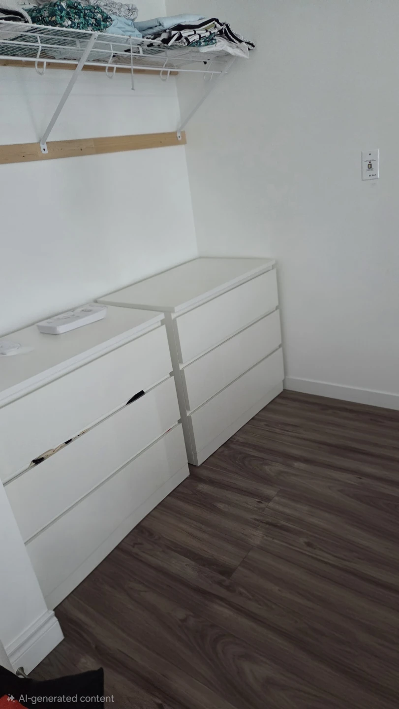 White 3-Drawer Dresser Set