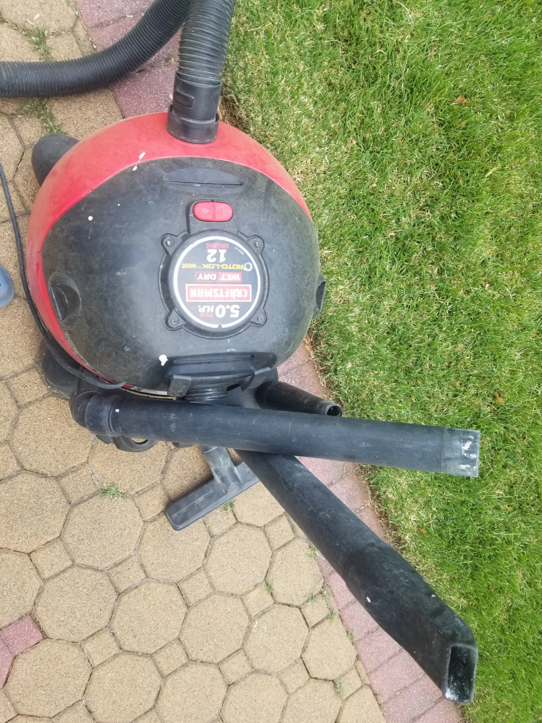 Wet and dry vacuum cleaner - photo 3