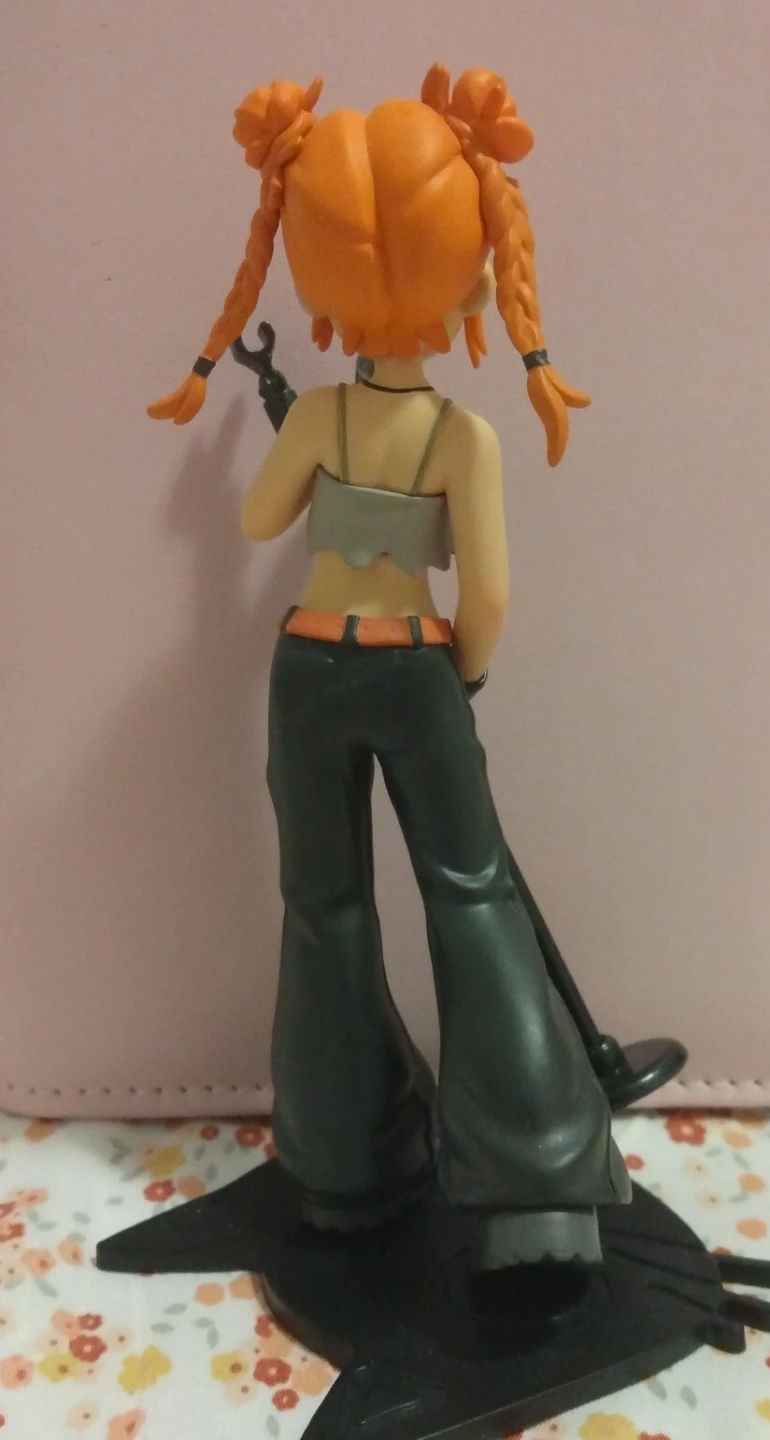 Peach Riot "RISE UP" Gigi Figurine - photo 2
