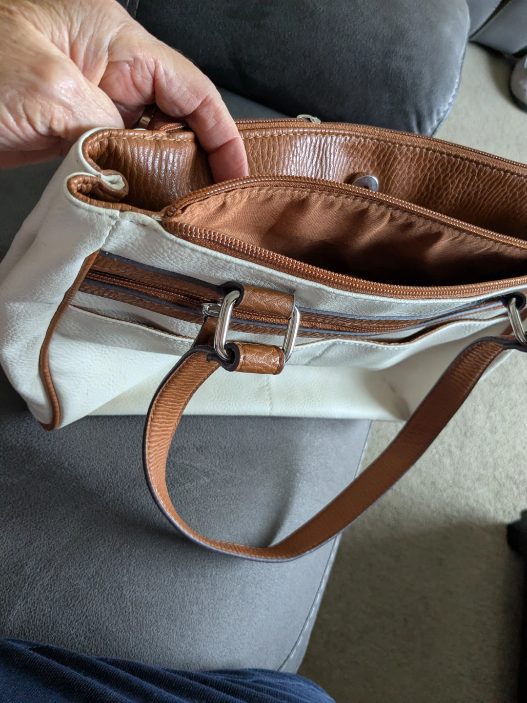 White and Brown Faux Leather Shoulder Bag - photo 3