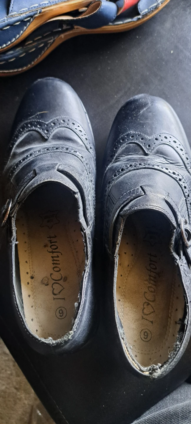 I Love Comfort Black Leather Buckle Shoes - photo 3