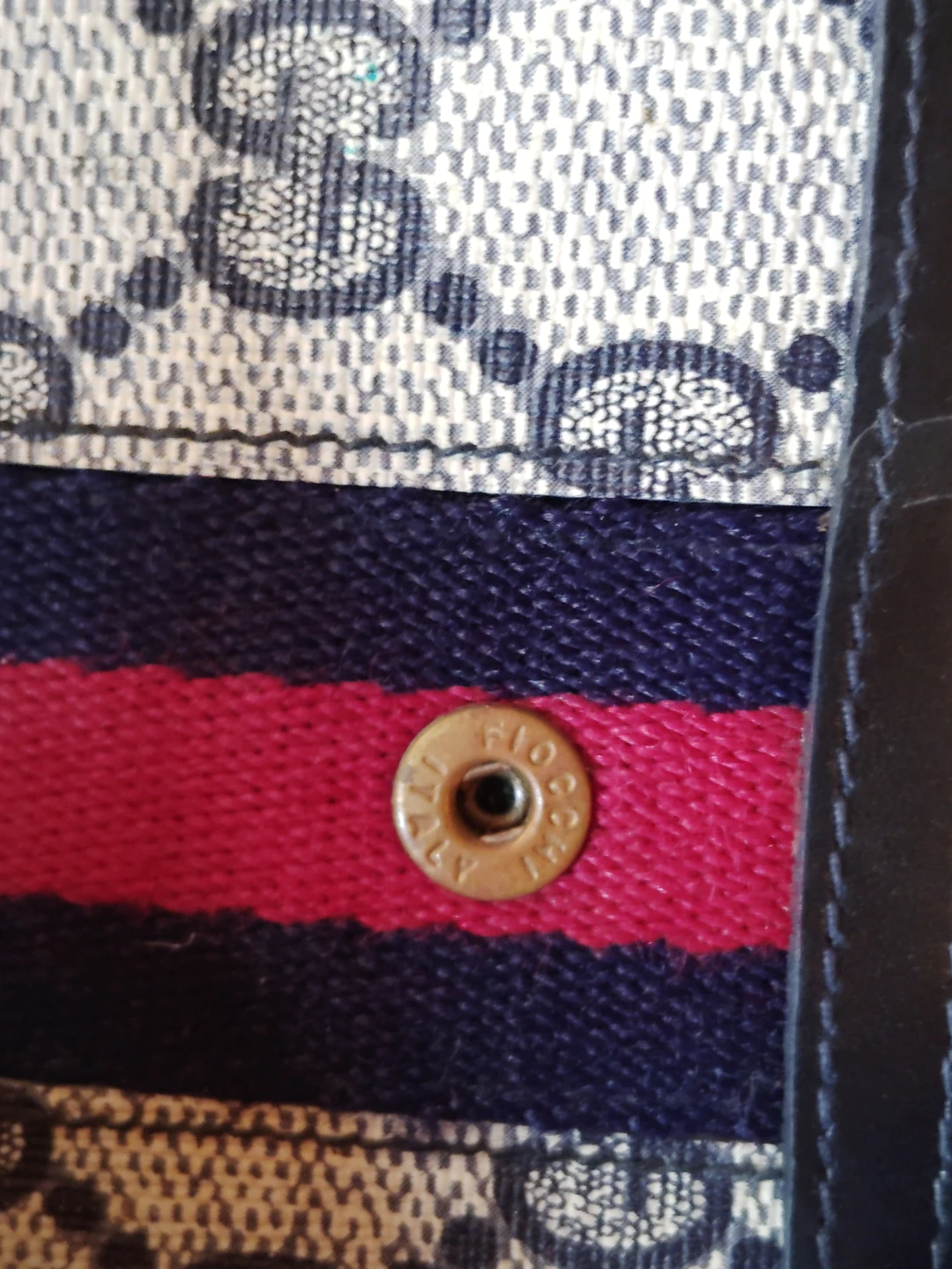 Vintage Gucci Wallet - photo 5