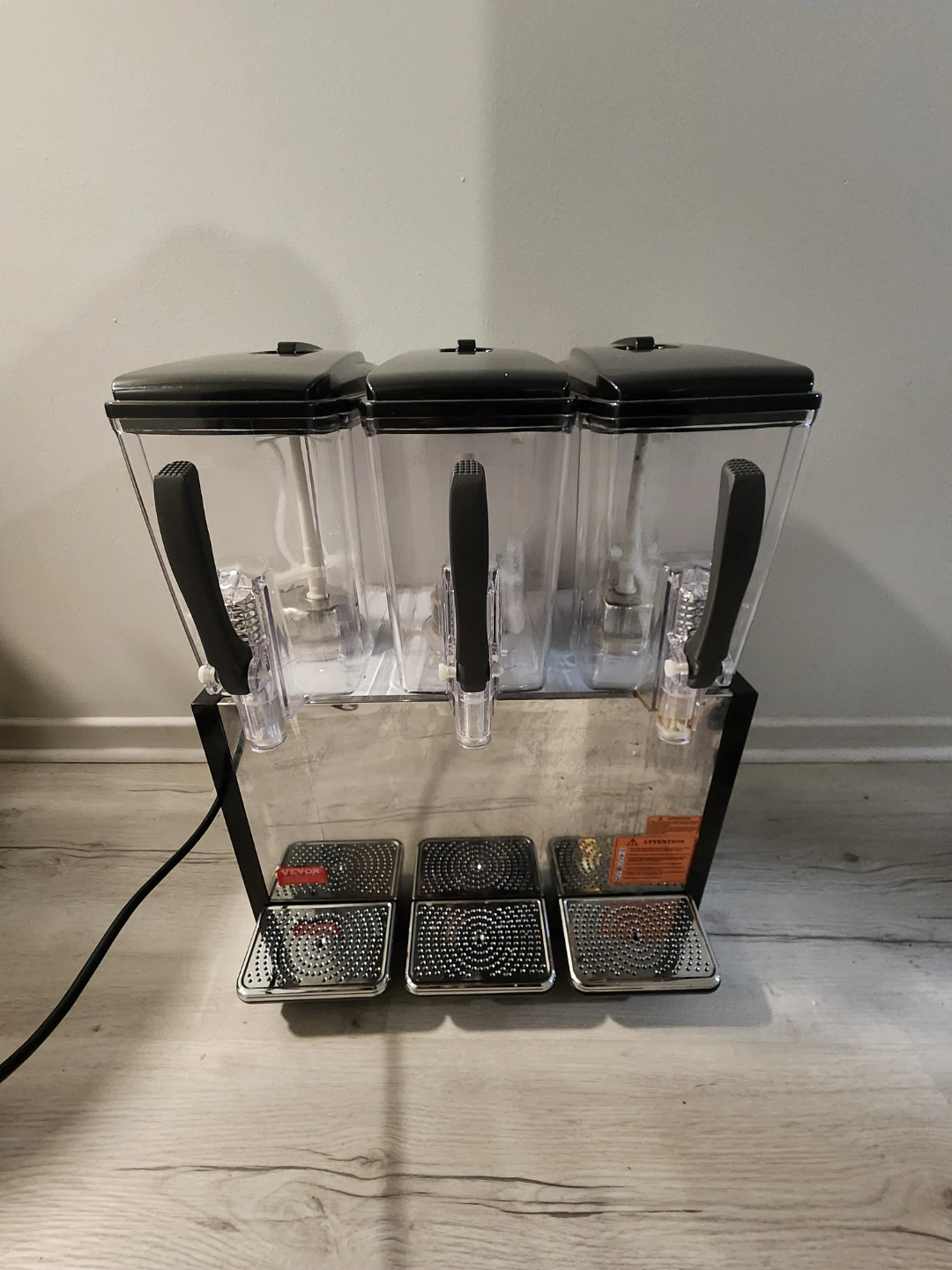 VEVOR 3-Tank Slushie Machine (Repair needed) - photo 2