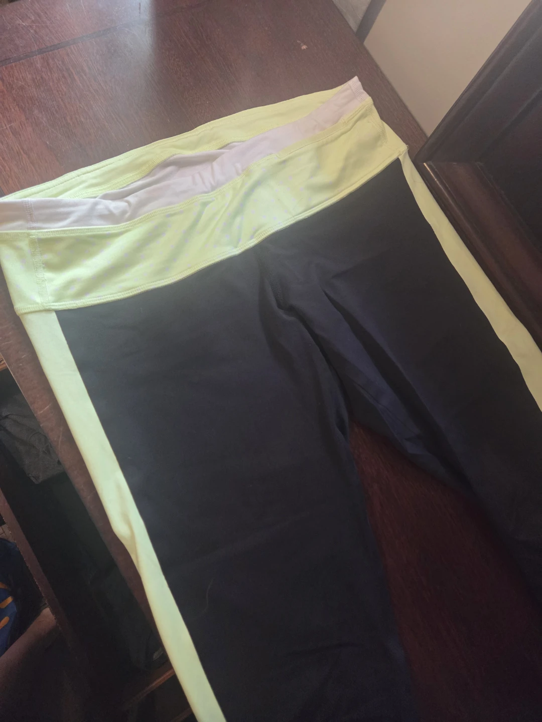 Lululemon Black & Neon Yellow Capris - photo 2