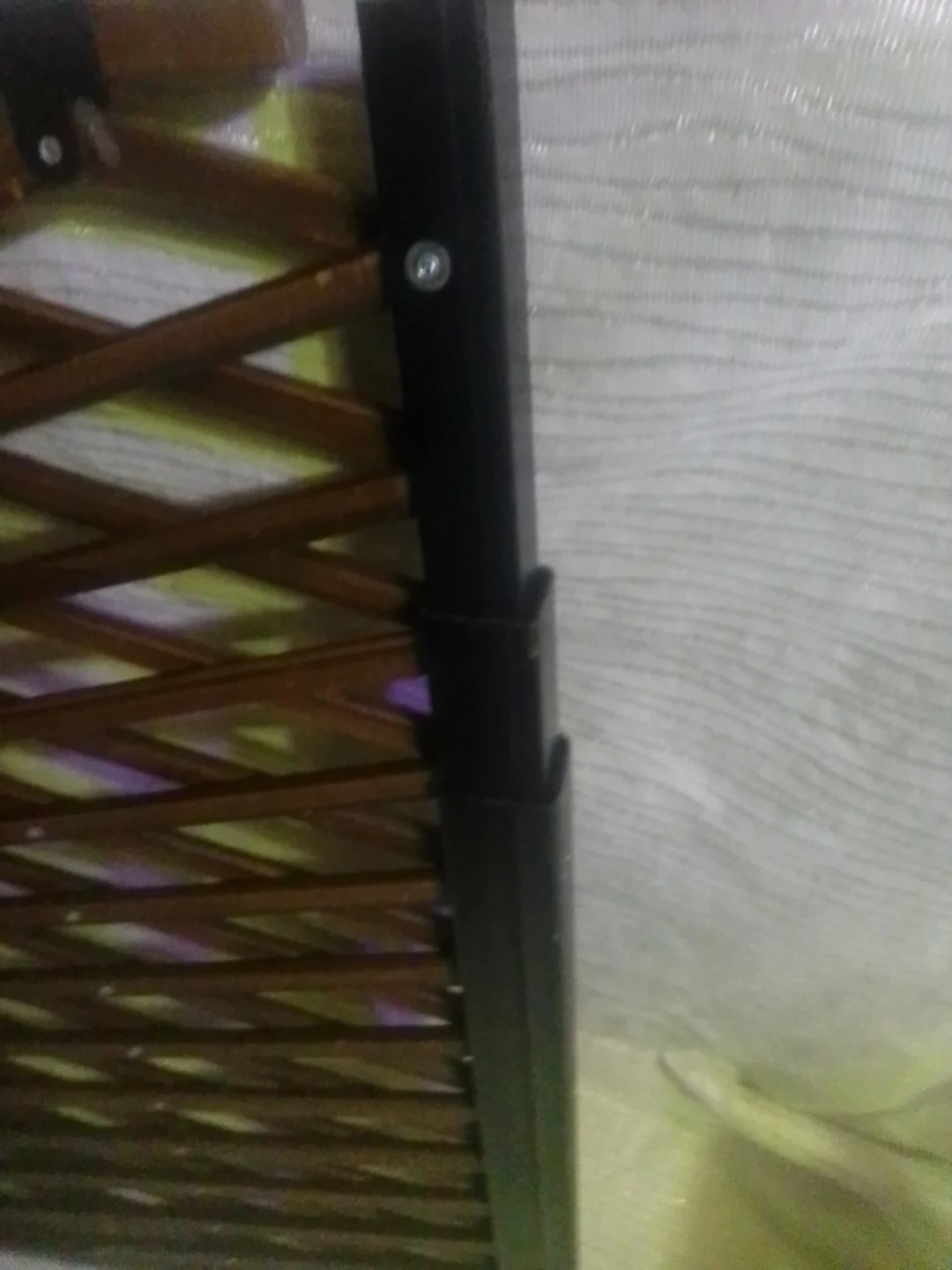 Expandable Accordion Style Wooden Gate - photo 2