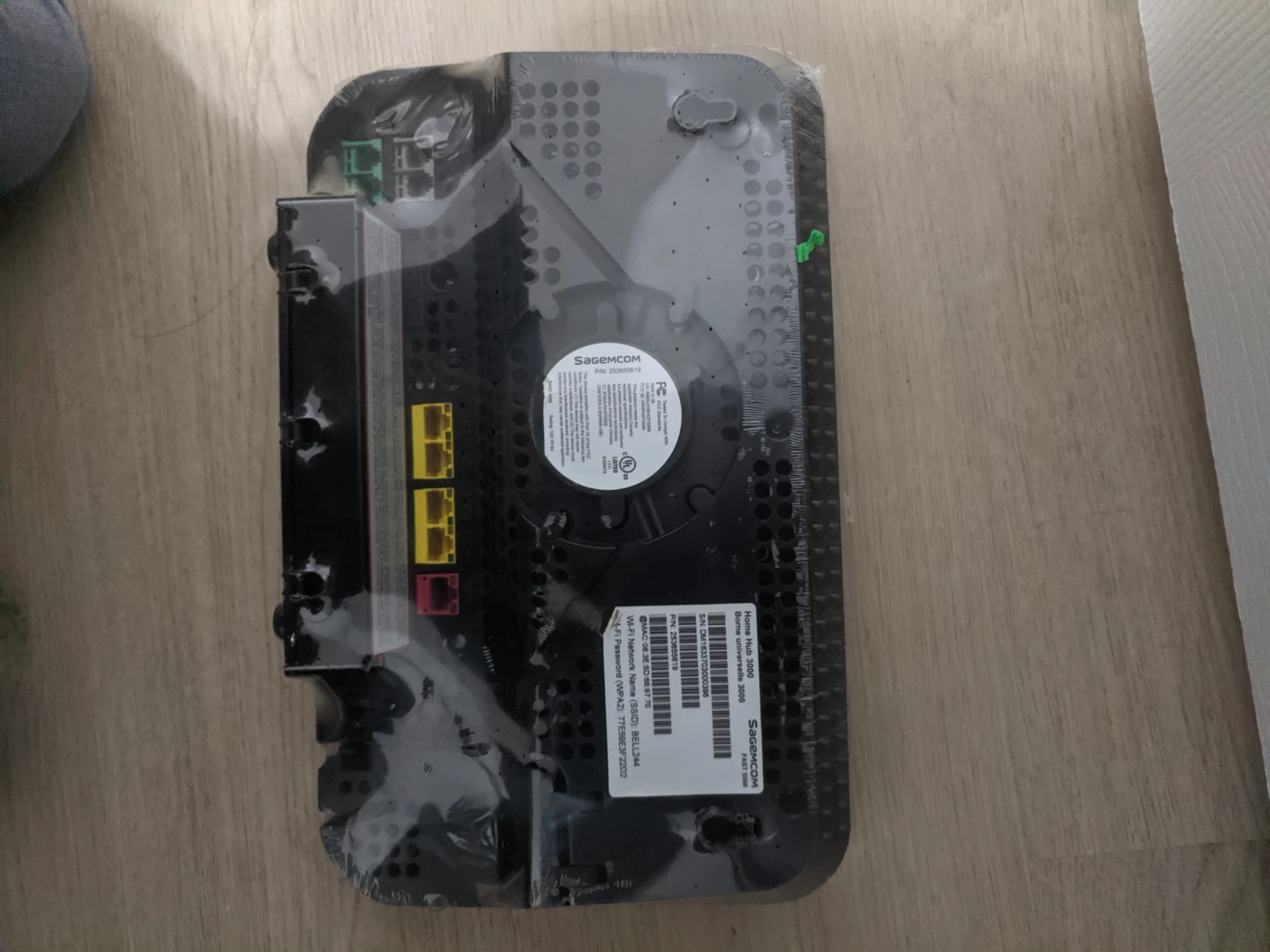 Bell Home Hub 3000 Router - photo 2