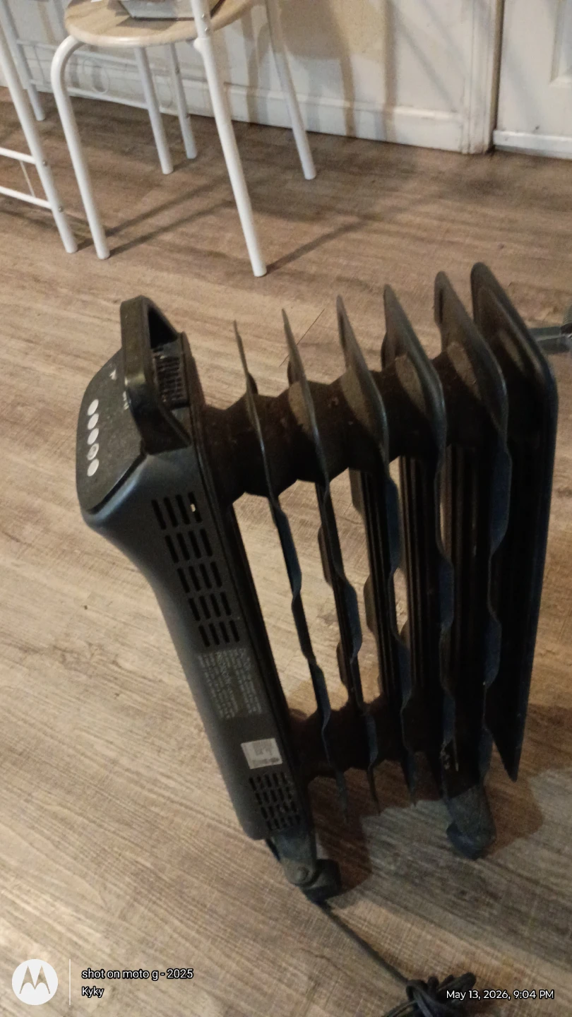 Small Oil-Filled Radiator Heater - photo 2