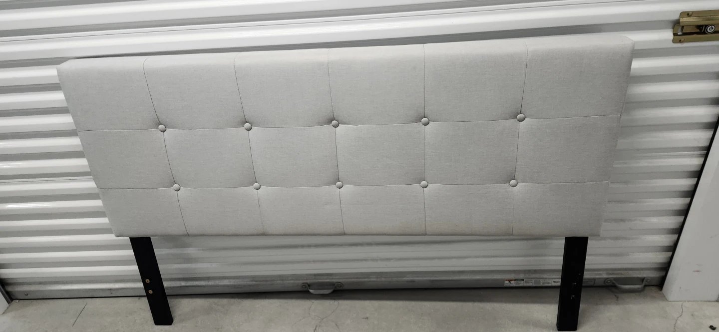 Queen size headboard - photo 3
