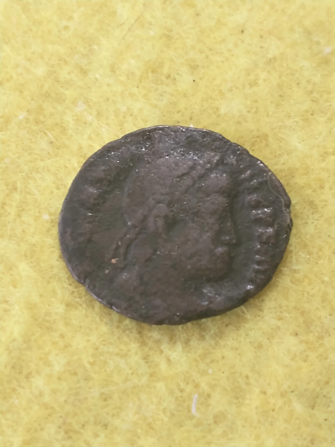 Circa 3rd century ancient Roman coin unattributed