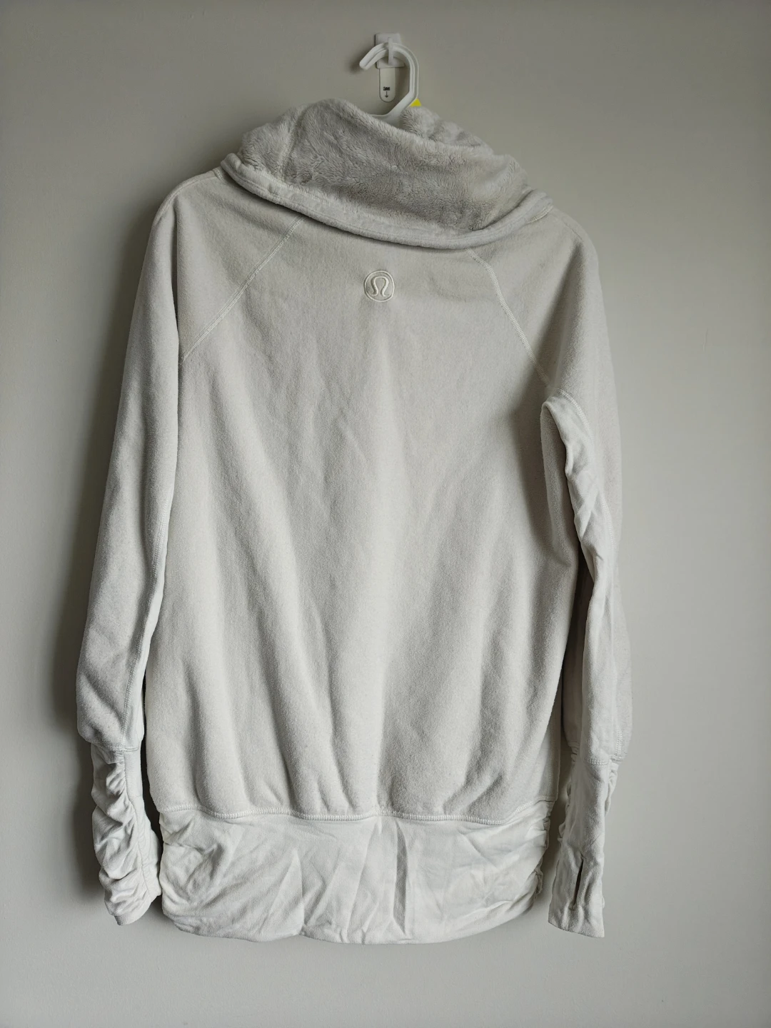 Lululemon Cream Cowl Neck Fleece Sweater Size 6 - photo 5