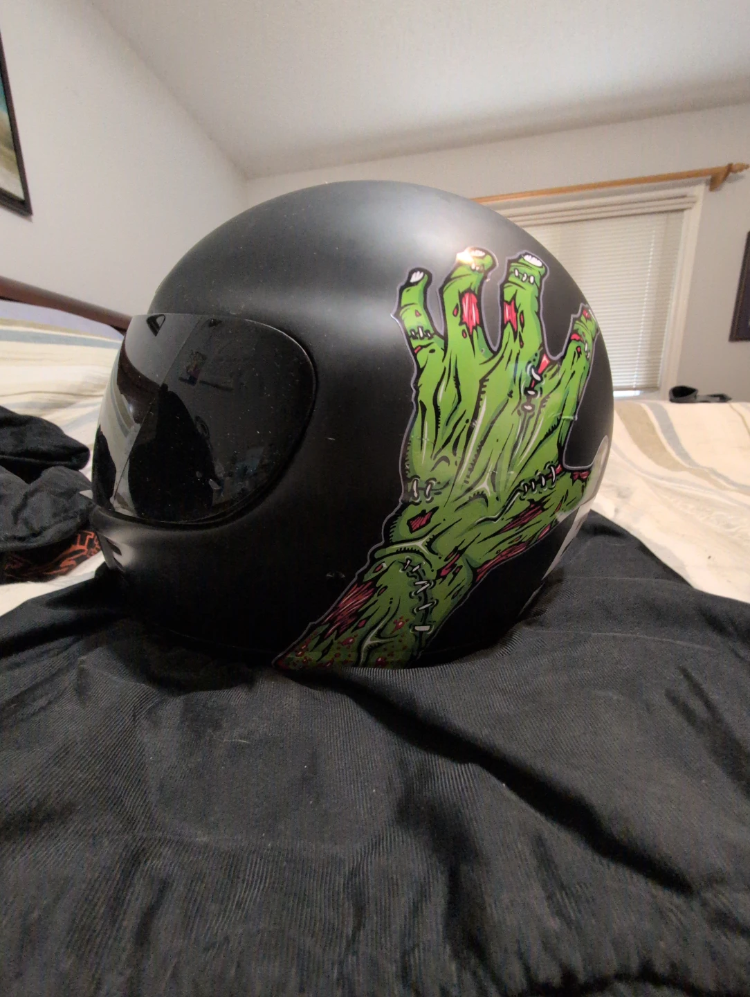 CKX Motorcycle Helmet with Zombie Graphics - photo 2