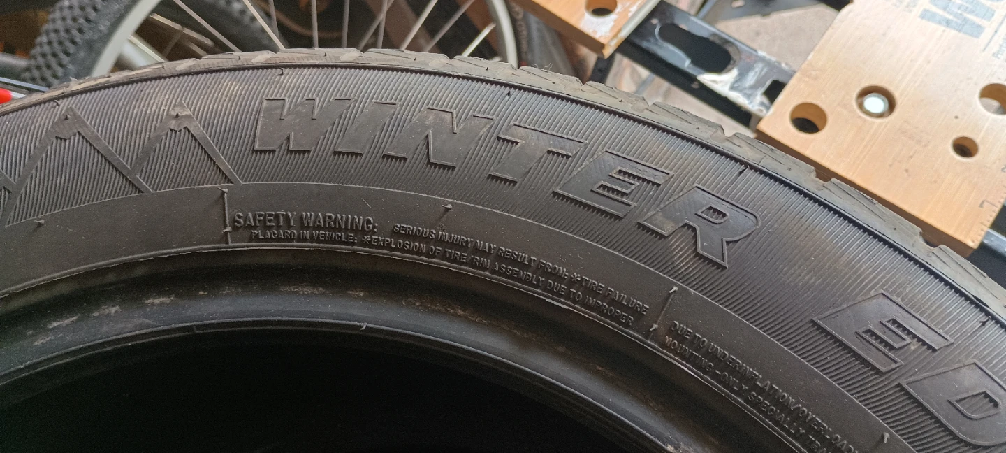Motomaster Winter Tires 205/55R16 91T - photo 2