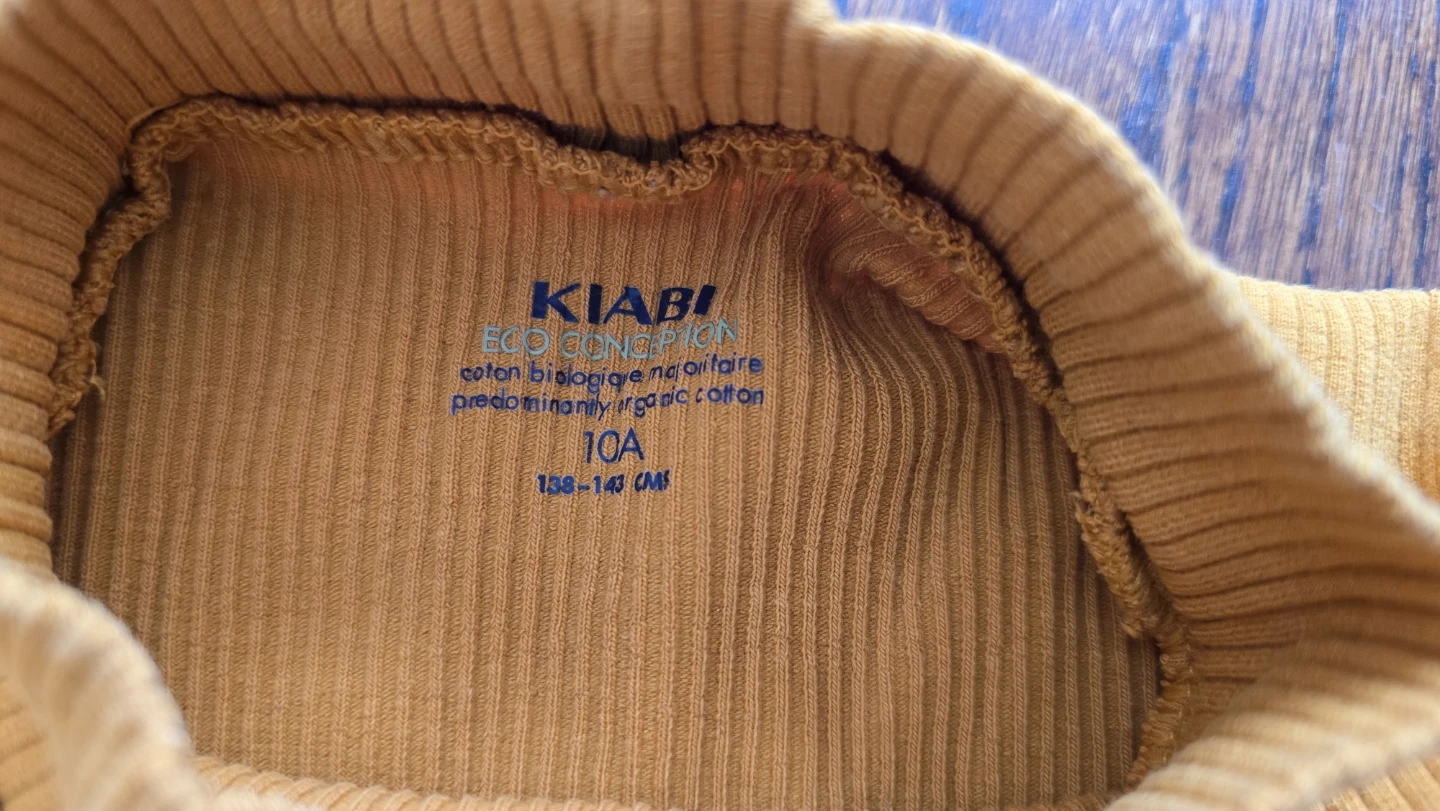 2 girls Ribbed Turtleneck Tops - Size 9-10Y - photo 2