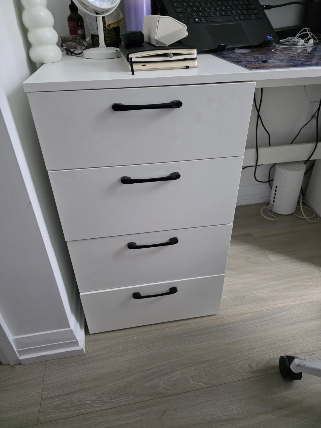 Computer/Vanity Desk with Drawers - photo 2
