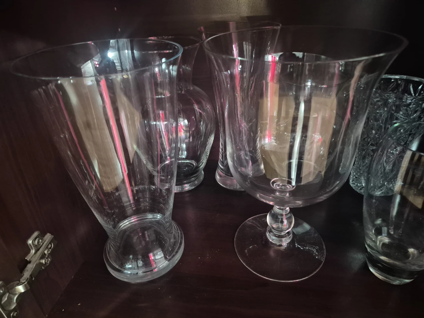 Set of 5 assorted clear glass vases - photo 4