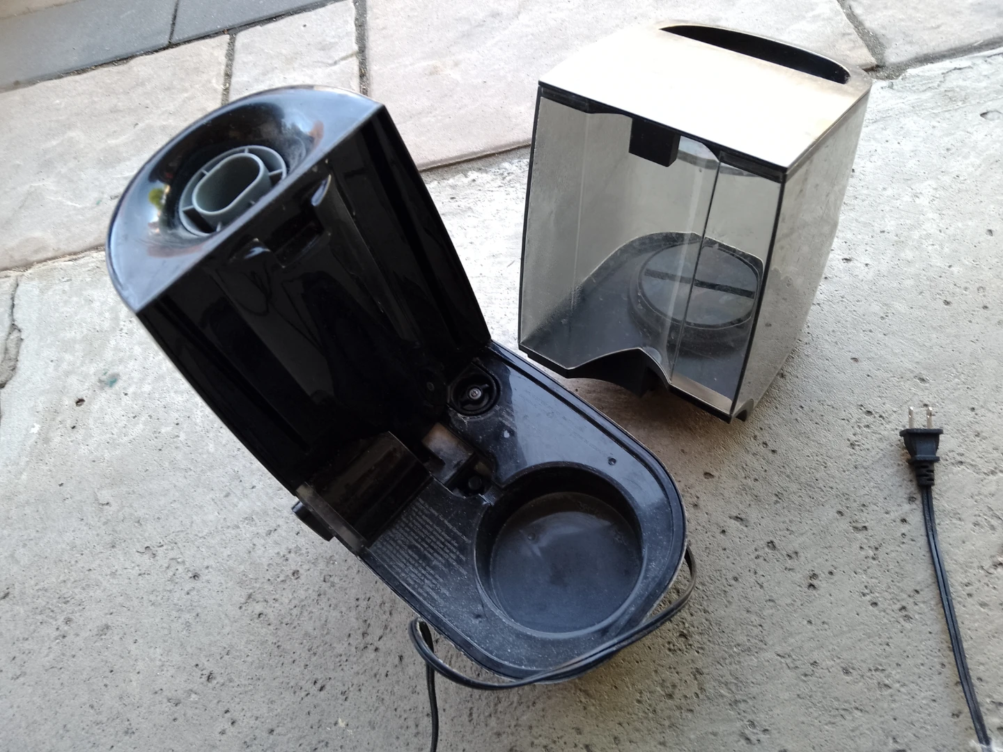 Black humidifier - photo 3