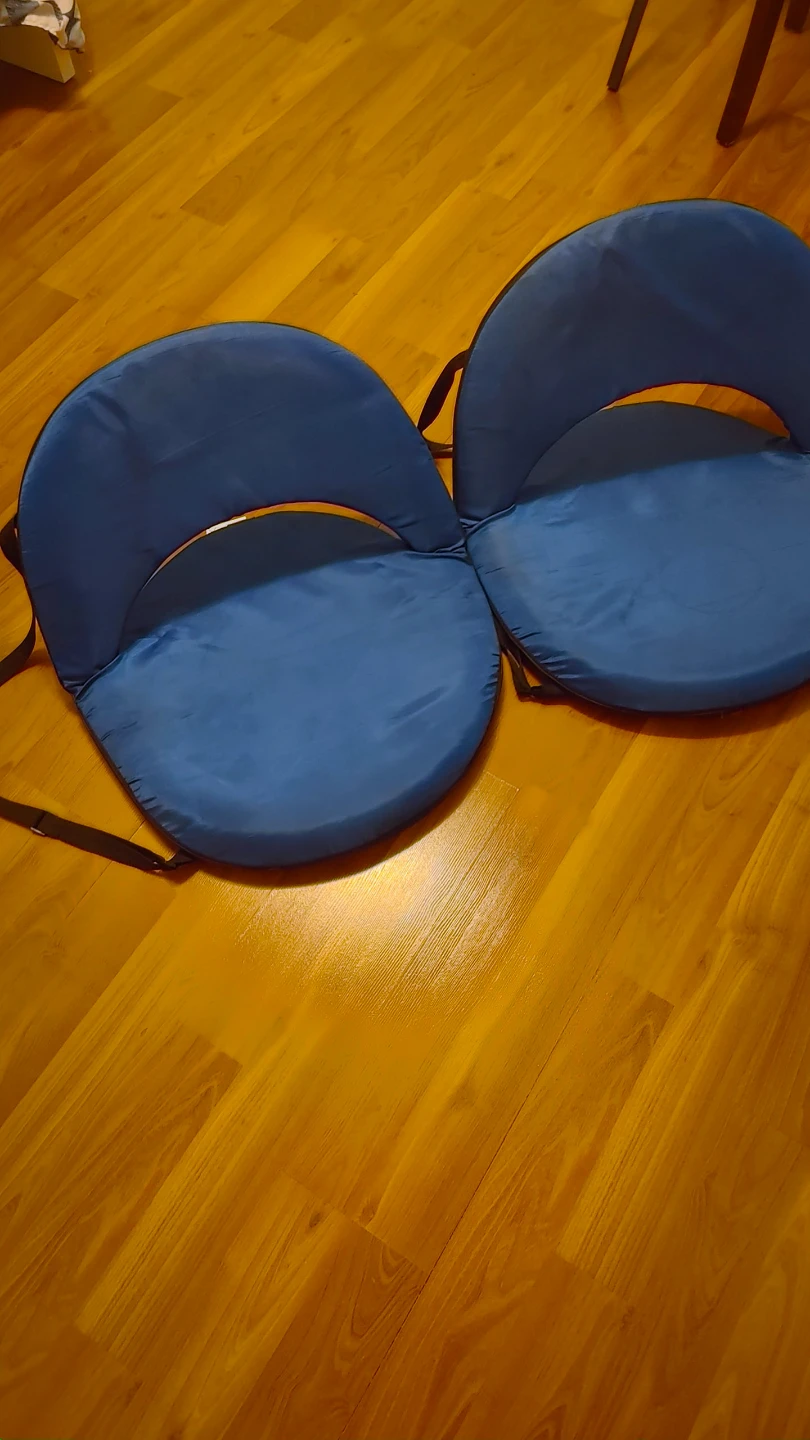2 Portable Reclining Seats